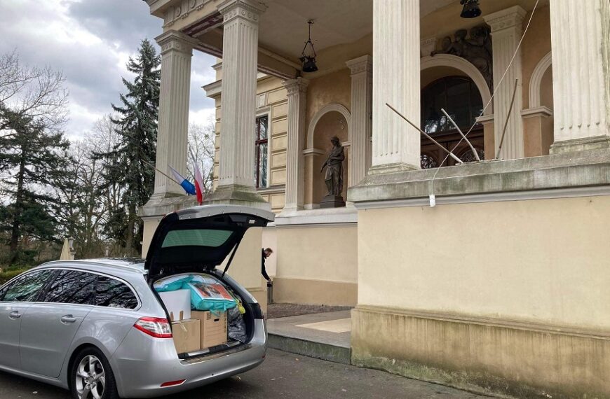 Pomoc dla potrzebujących