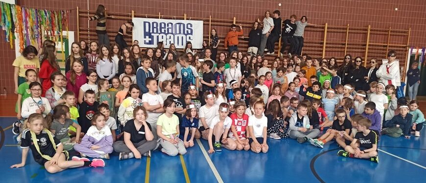 Dreams+Teams