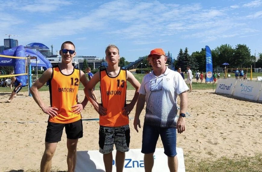 Mistrzostwa Poznania w piłkę plażową chłopców.